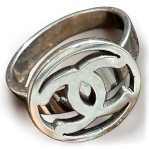 Silver-Tone Fashion Ring with Cut-Out Monogram Circle Design size 8